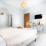 Hidden Garden & Bed & Breakfast 4*