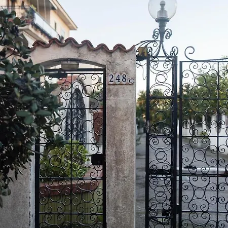 Hidden Garden & 4* Sorrente
