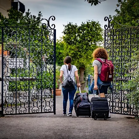 Bed & Breakfast Hidden Garden & Sorrento