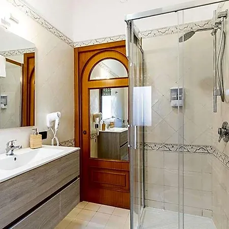 Bed & Breakfast Hidden Garden & 4*
