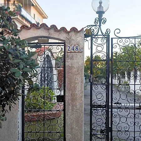 فندق مبيت وإفطار Hidden Garden &
