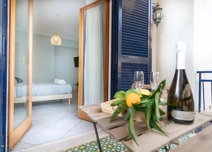 Hidden Garden & Bed & Breakfast 4*