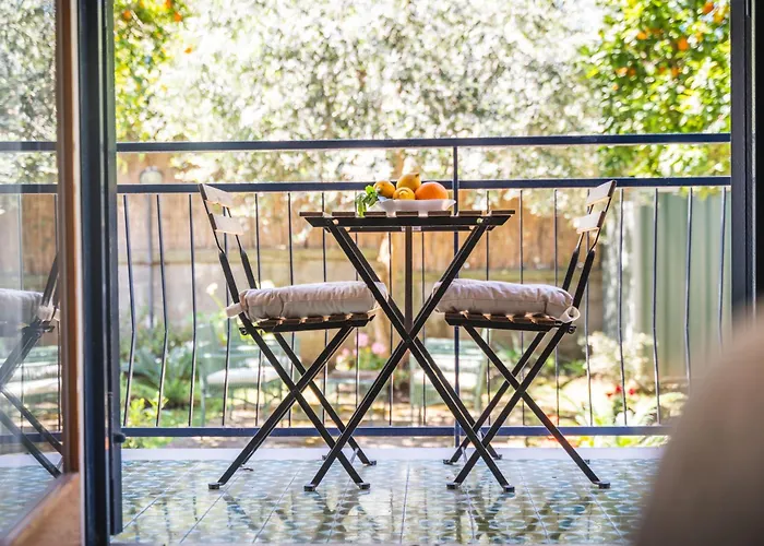 Bed & Breakfast Hidden Garden & 4*