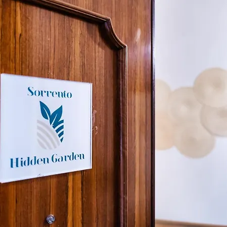 Hidden Garden & فندق مبيت وإفطار سورينتو