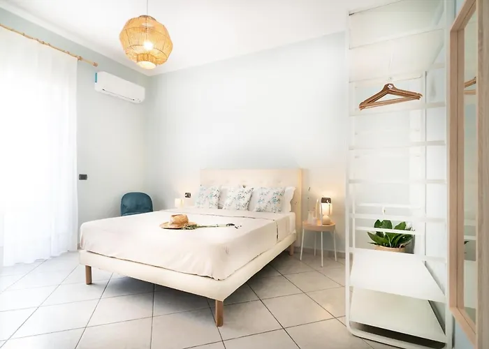 Hidden Garden & 4* סורנטו