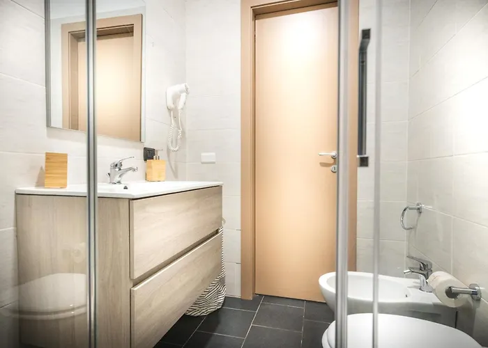 Frühstückspension Hidden Garden & 4*