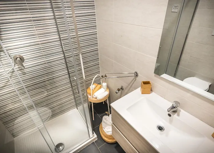 לינה וארוחת בוקר Hidden Garden & סורנטו