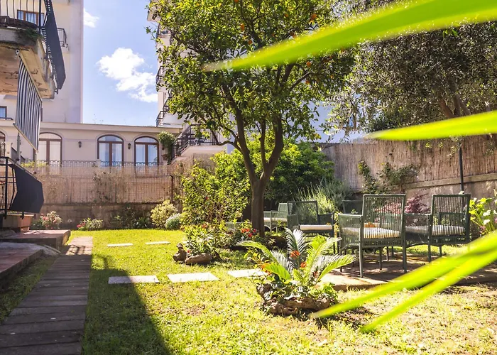 Hidden Garden & סורנטו