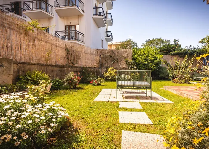 Hidden Garden & סורנטו